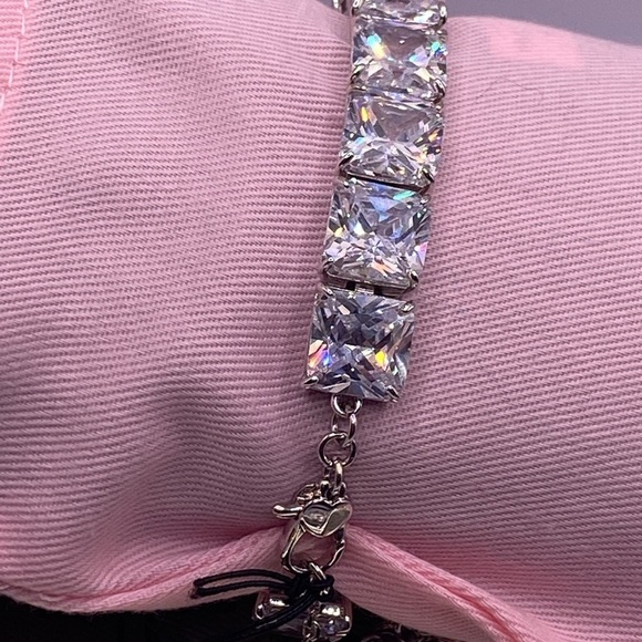 NWT Kate Spade ♠️ Tennis bracelet. - Picture 4 of 8